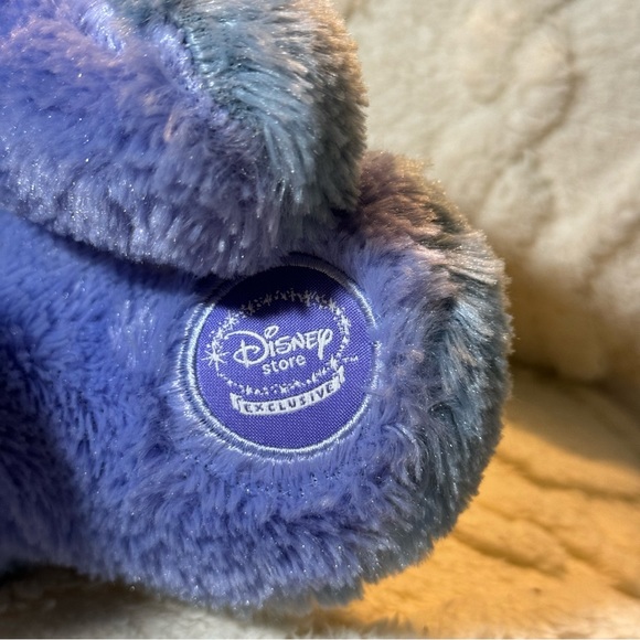 EEYORE DISNEY STORE EXCLUSIVE - Picture 6 of 6